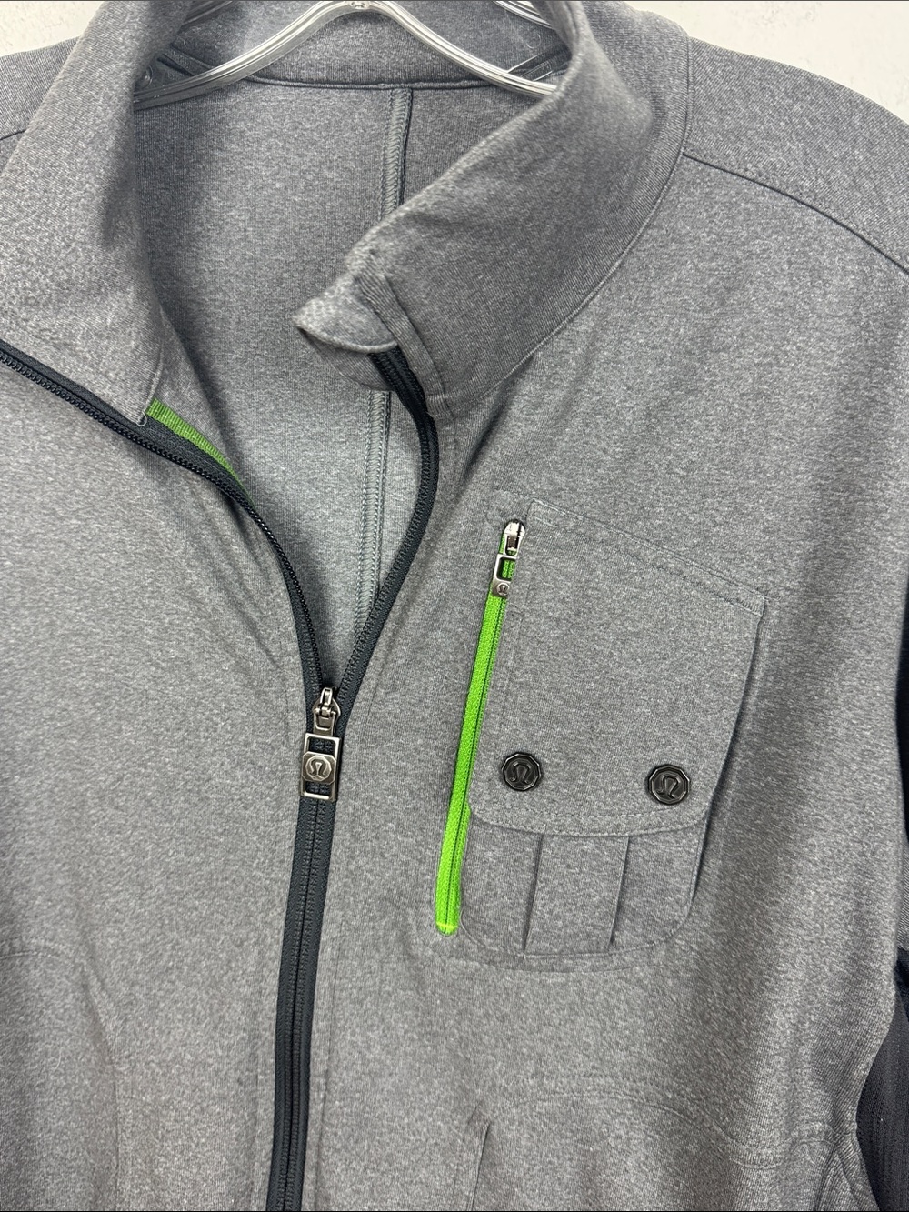Lululemon Jacket - Picture 4 of 9